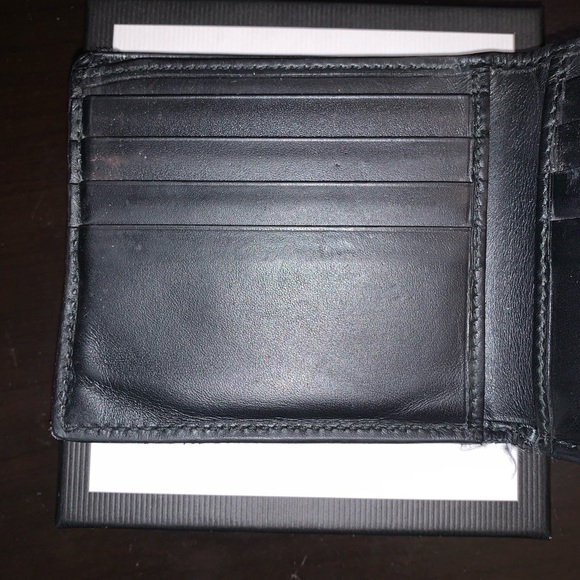 Men’s Gucci wallet - Picture 4 of 6
